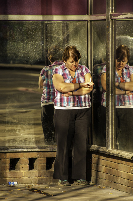 Reflecting during fag break